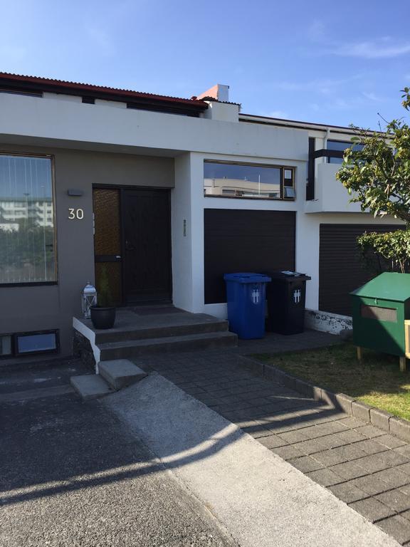 Ubak Guesthouse Reykjavík Exterior foto